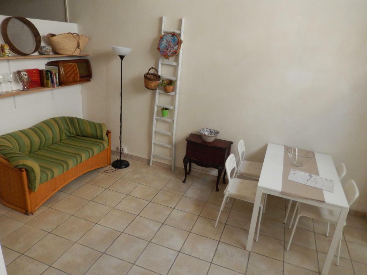 Appartamento In Centro Casa Vacanza Scicli Eksteriør billede